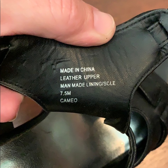 Size 7 1/2 wedges - Picture 4 of 4